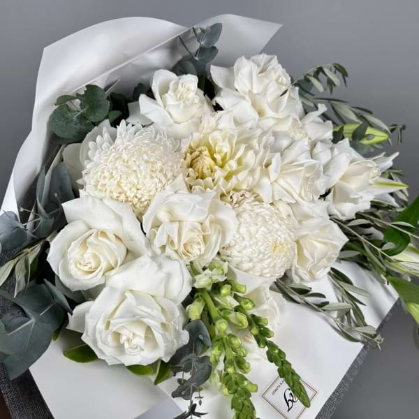 White Elegance Bouquet