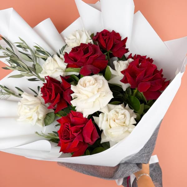 12 reflexed red and white roses 2