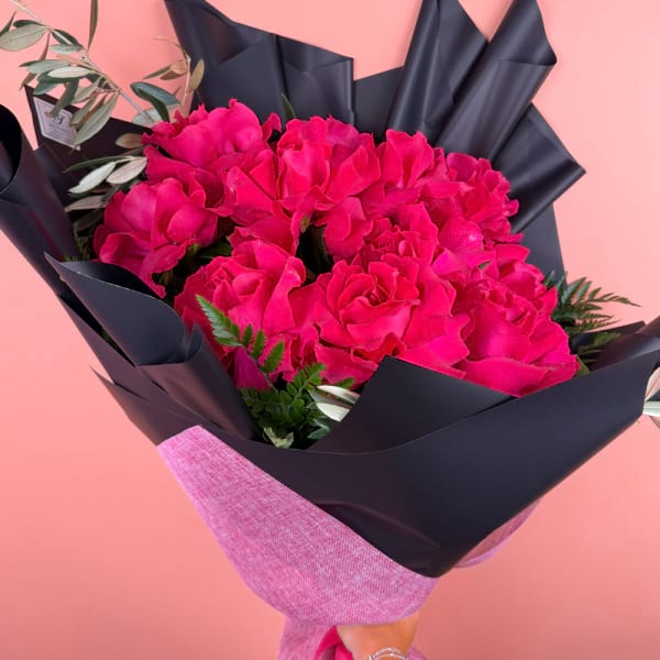 12 Hot pink reflexed roses 3