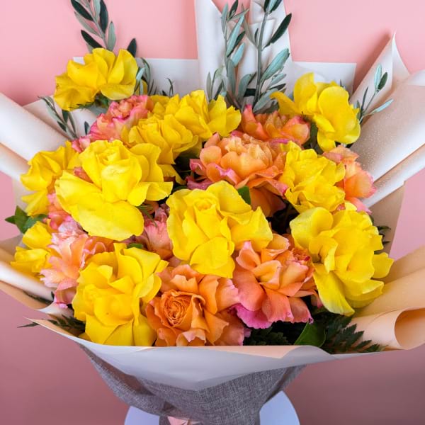 24 Reflexed orange & yellow roses 2
